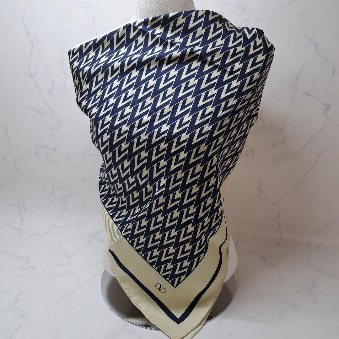 20251209　ヴァレンティノ　スカーフ　ロゴ　ネイビー　※値下げ不可.