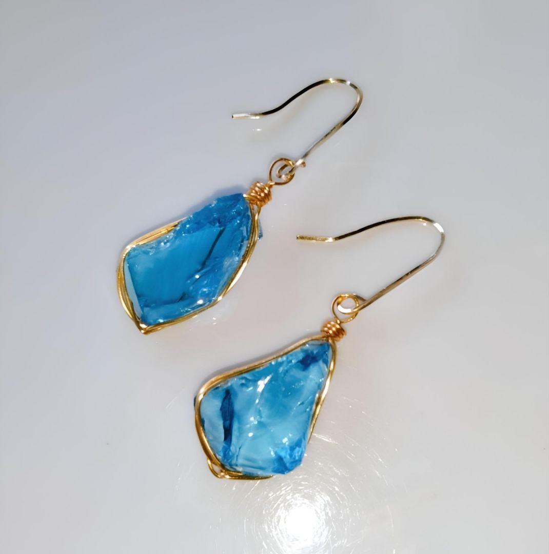 Kgf14 希少 レア アンダラクリスタル エレスチャルサファイア 原石 ピアス