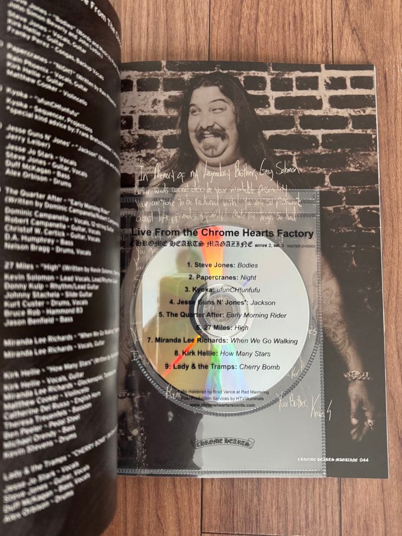 【新品】CHROME HEARTS クロムハーツマガジン シリーズ2 vol.3