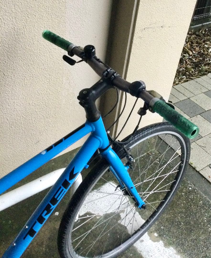 TREK FX2 クロスバイク 24段　17.5 東京