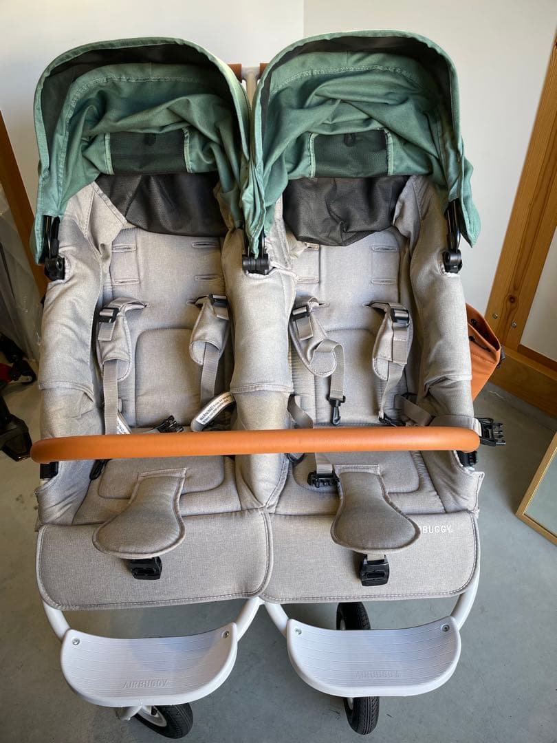 【美品・使用回数少なめ・マット付き】 エアバギーココダブルEXフロムバース