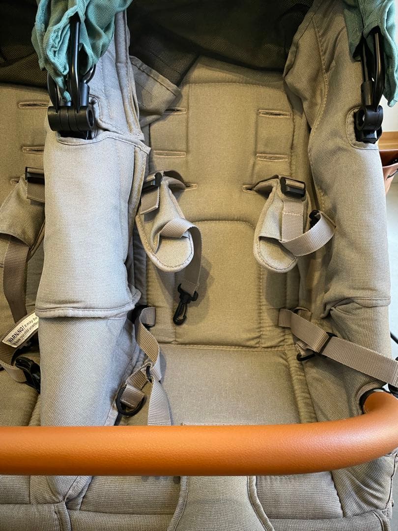 【美品・使用回数少なめ・マット付き】 エアバギーココダブルEXフロムバース