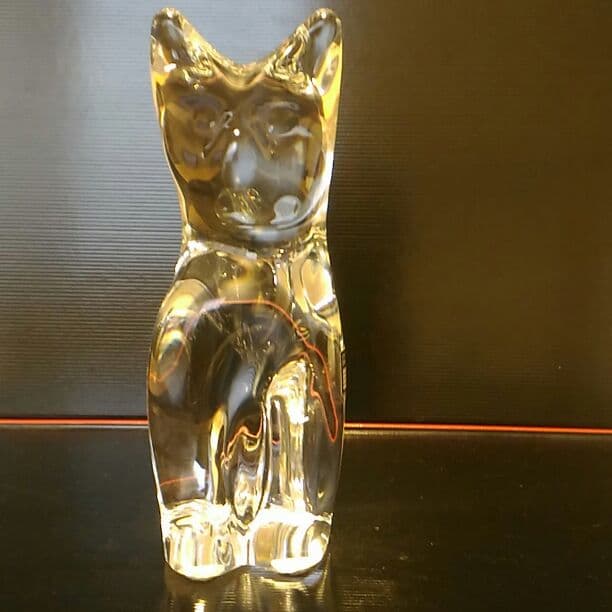 フランスの伝説的なガラスブランドDaum社の「クリスタルの猫」