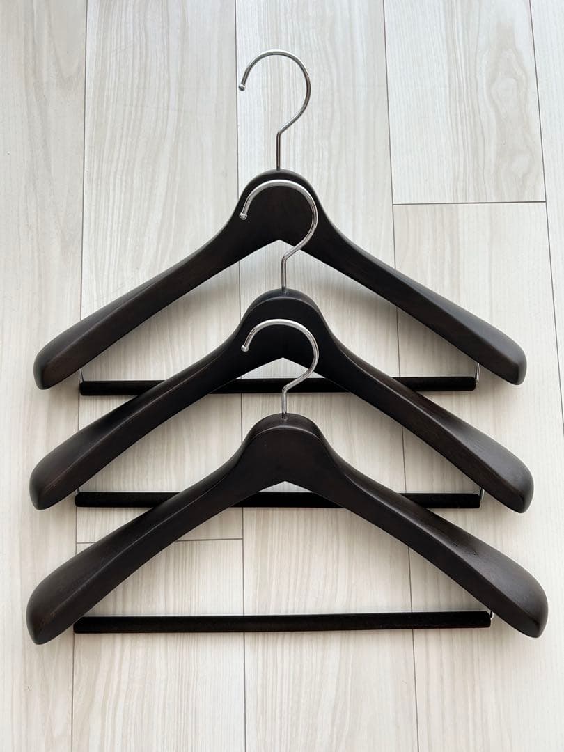 中田ハンガー メンズスーツ用3本セットNAKATA HANGER フェルトバー付