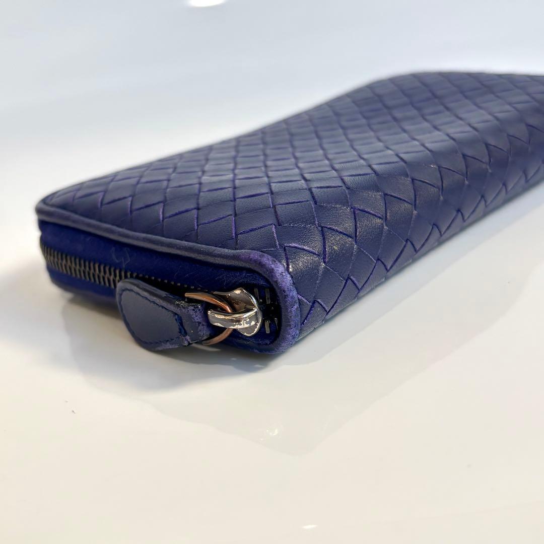 美品 ボッテガヴェネタ イントレチャート 長財布 ラウンドファスナー ブルー系