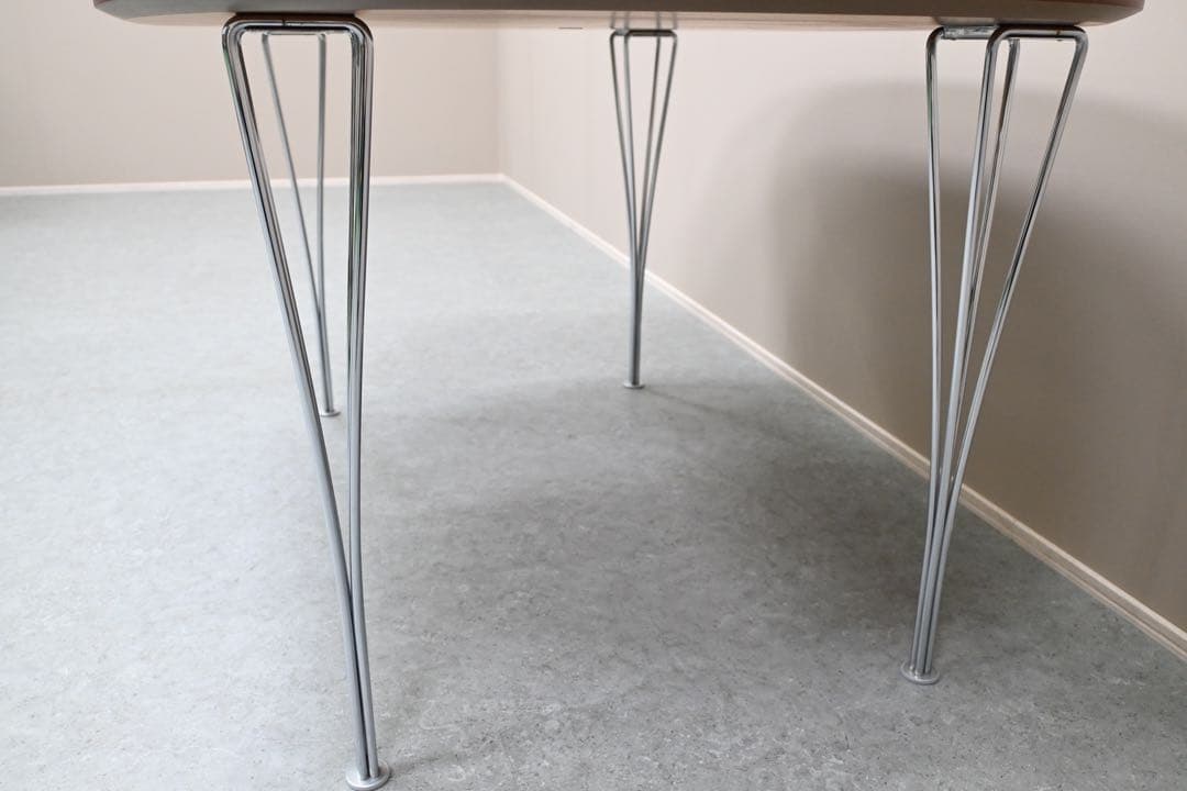 【展示極美品】FRITZ HANSEN フリッツ・ハンセン ダイニングテーブル