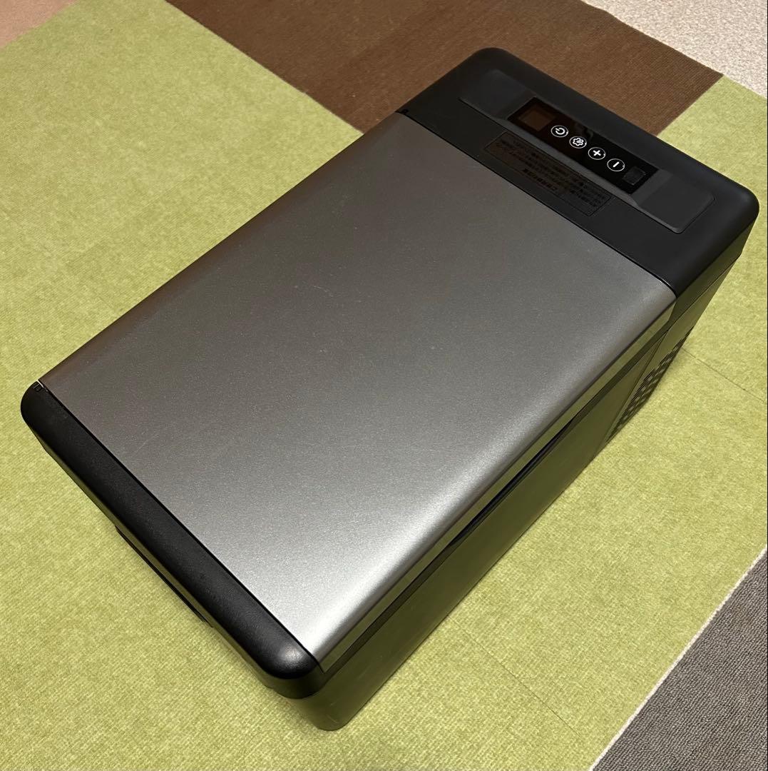 【あゆみ丸】車載用 ポータブル冷凍 冷蔵庫 22L シルバー