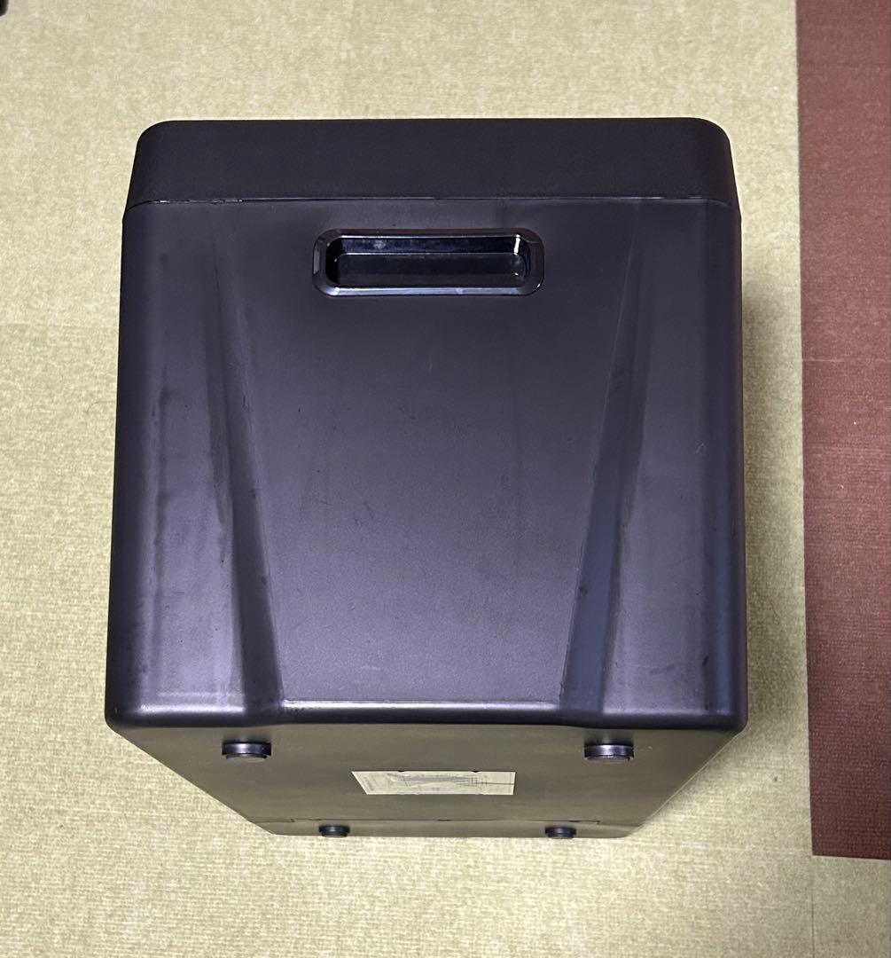 【あゆみ丸】車載用 ポータブル冷凍 冷蔵庫 22L シルバー