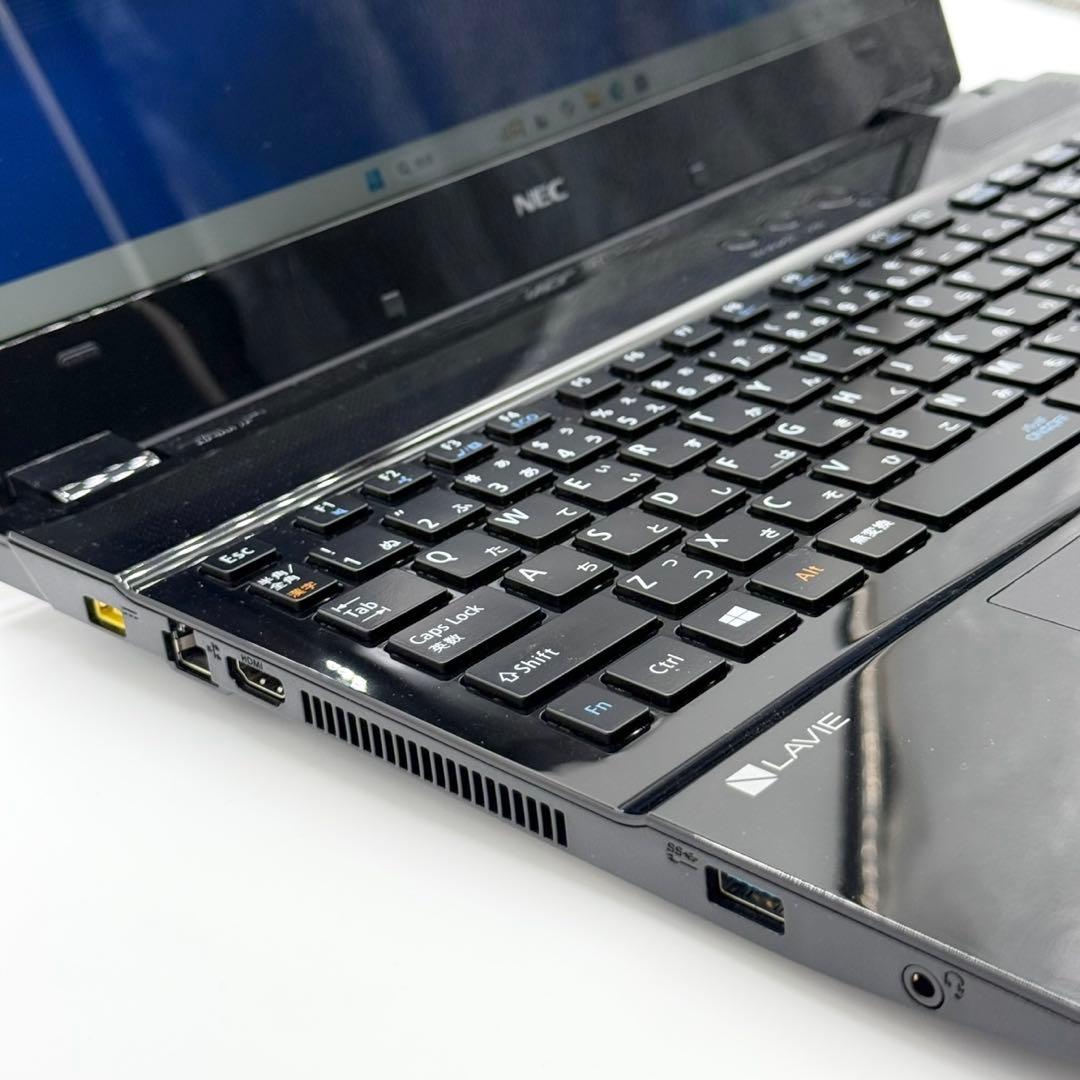 準美品 ノートパソコン 7世代i7 20GB 新品SSD 静音省電力 フルHD