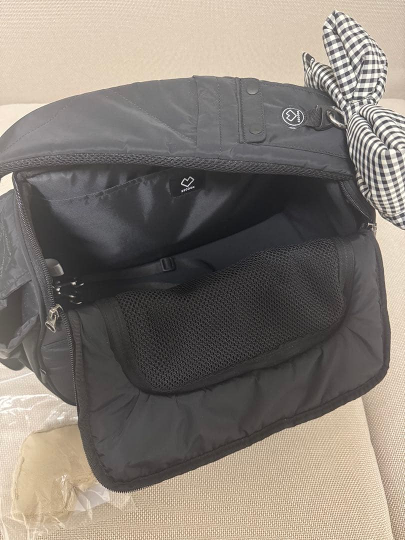 【値下げ不可】SSOOOK SLINGBAG(V.スマート、バッグ右）