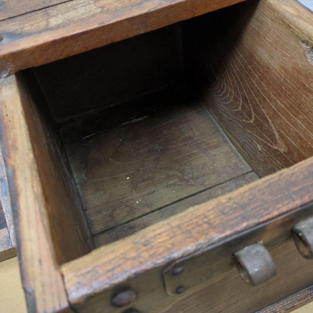 骨董　銭箱　鍵付き　木製　古民具　貯金箱　ぜにばこ　入れ物