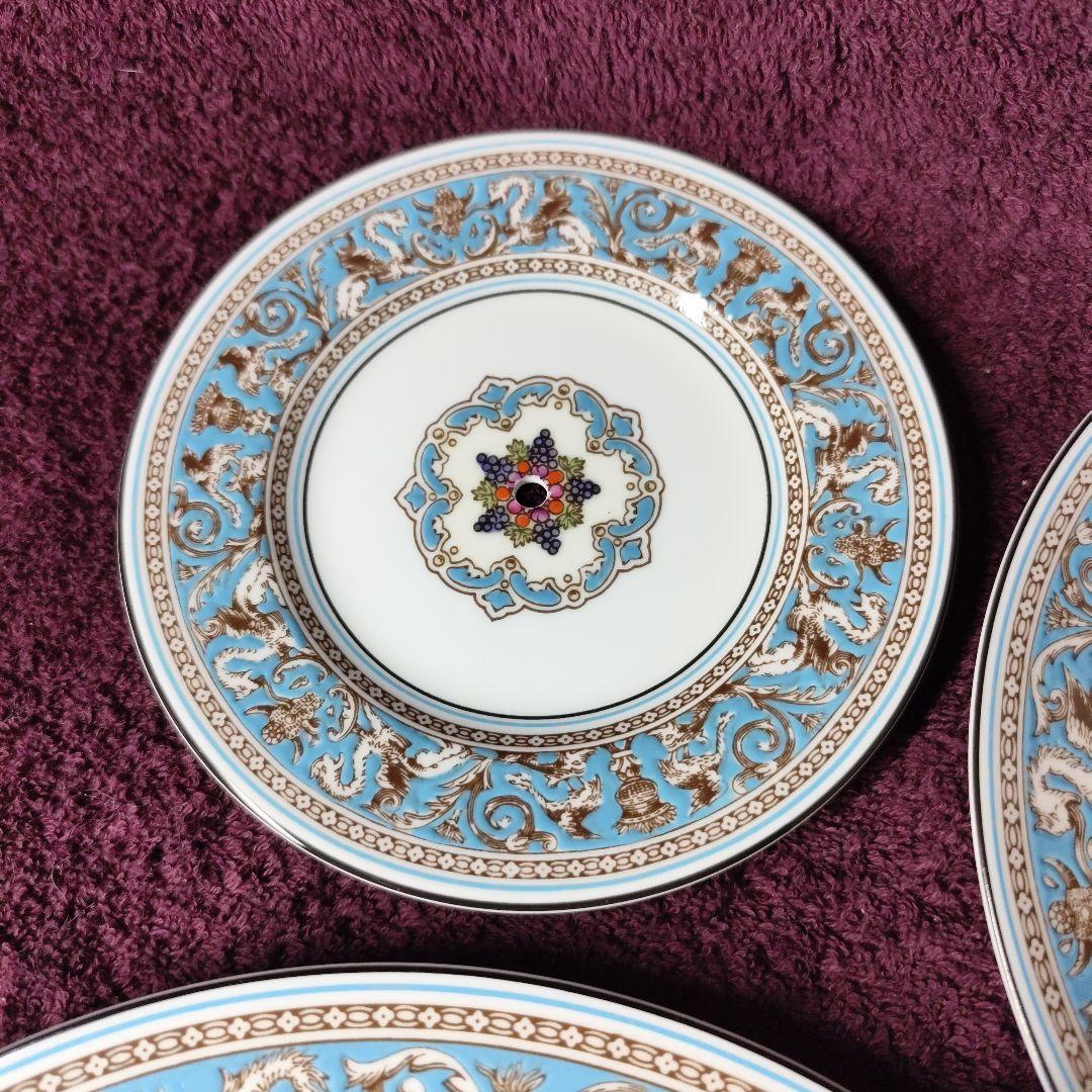 ウェッジウッド　フロレンティーンターコイズ　アフタヌーンティー用ケーキスタンド