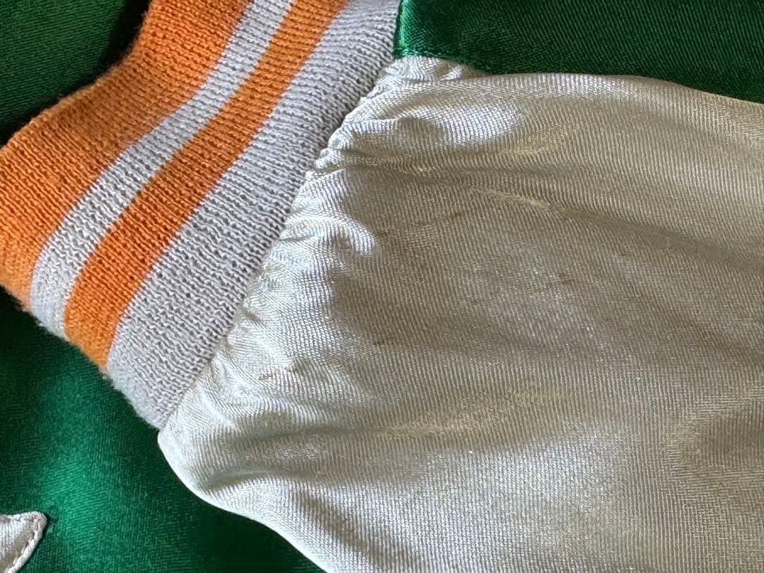 ★超美品！100着限定 居楽仁 イオラニ リバーシブルスカジャン金魚柄グリーンL