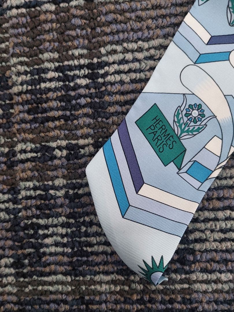 HERMES ツイリー ペガサスの源泉 ブルー 箱付き