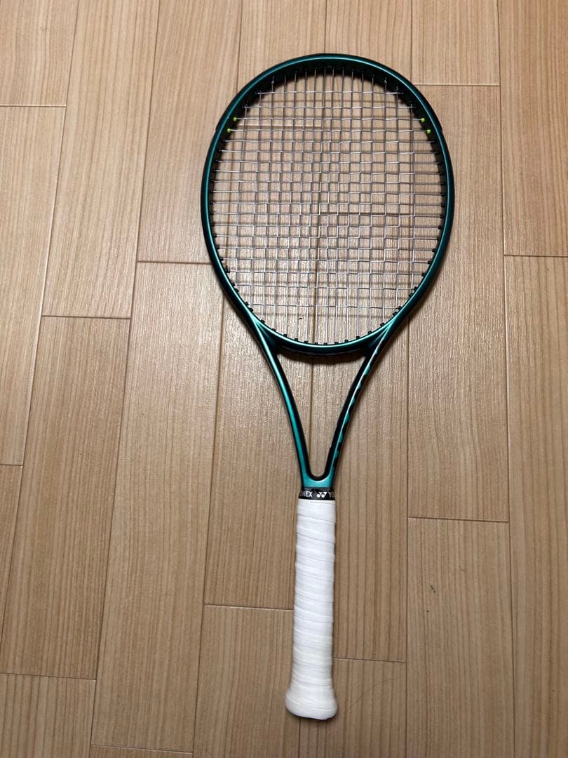 Wilson ブレードV9 100 16x19 G2 テニスラケット