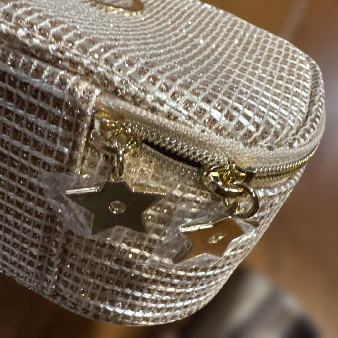 お買い得！Dior ホリデーポーチ ジャドールミニ香水　カプチュールローション他