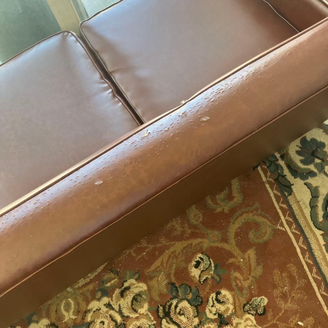 昭和レトロ オールドカリモク 古家具 三人掛けレザーソファー アームチェア 装飾