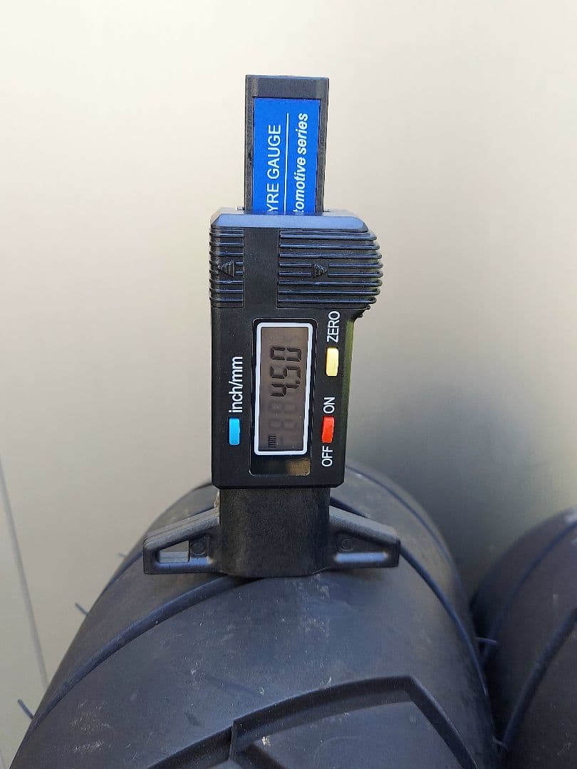 グロム125 ホイールとタイヤの前後セット