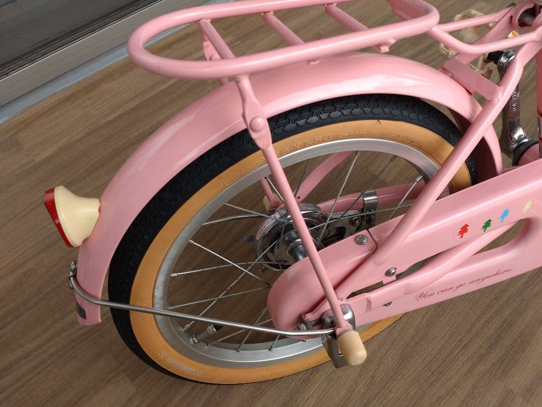 ブリヂストン　HACCHI（ハッチ）16インチ　HC162 ピンク