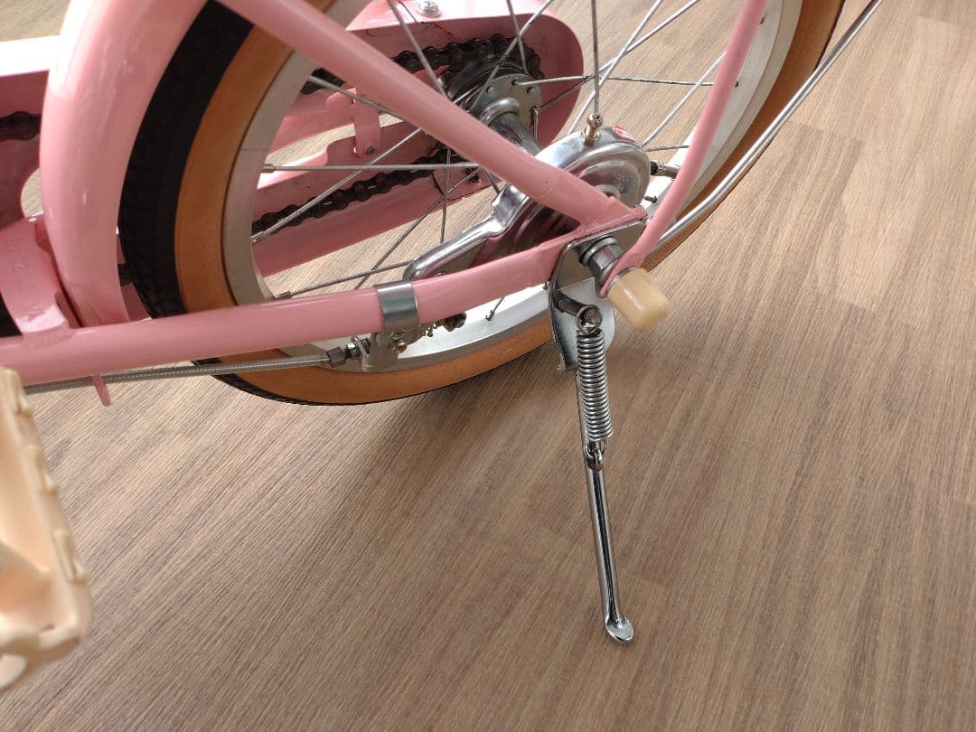 ブリヂストン　HACCHI（ハッチ）16インチ　HC162 ピンク