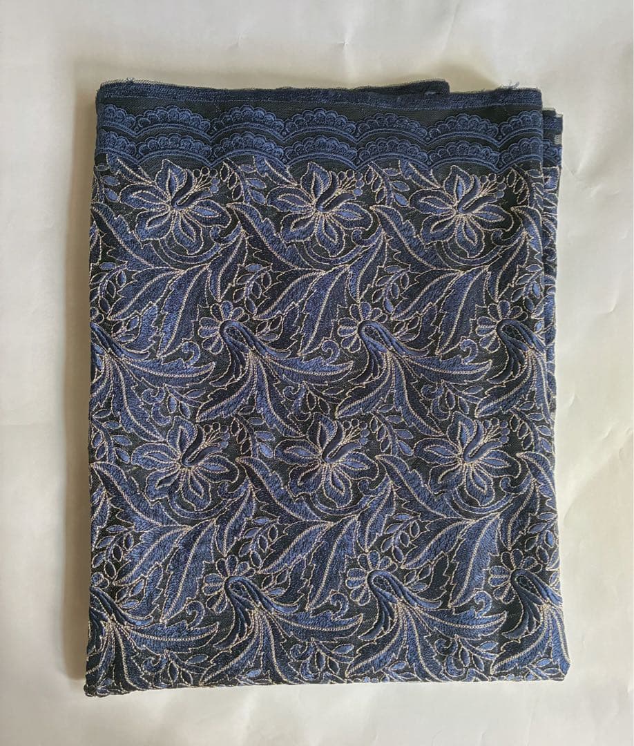 ネイビーとゴールドの刺繍レース 幅90㎝長さ385㎝