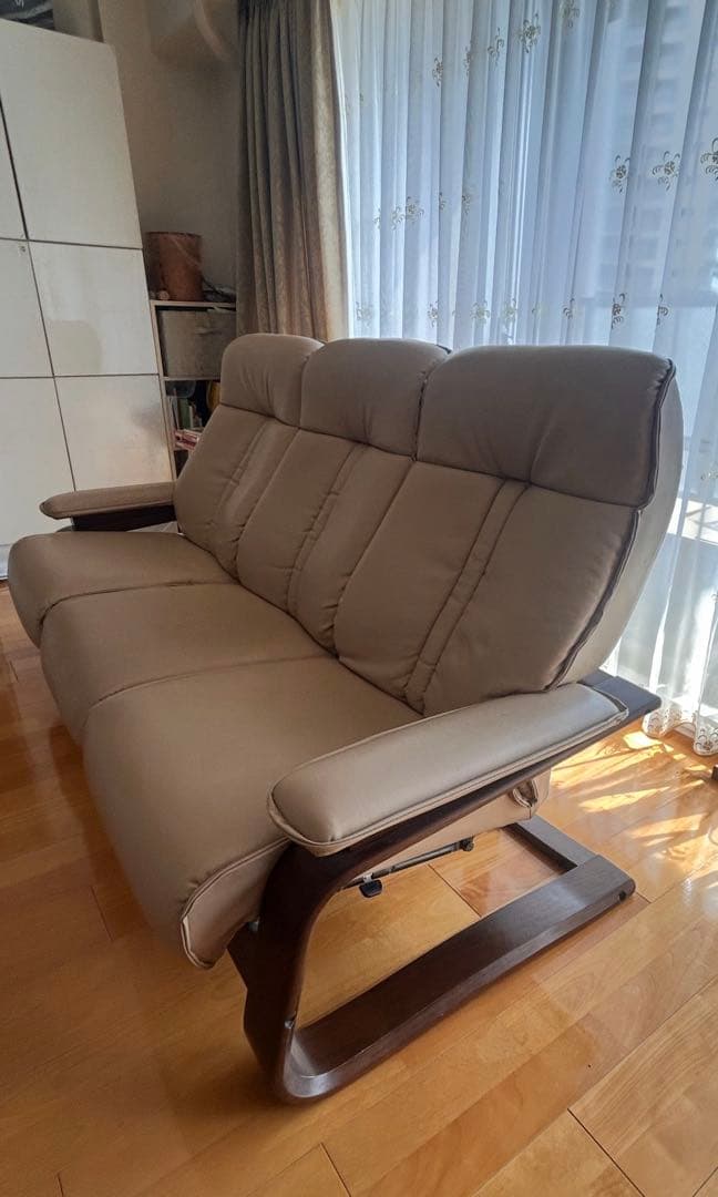 FUJI FURNITURE リクライニングソファ　3人掛け