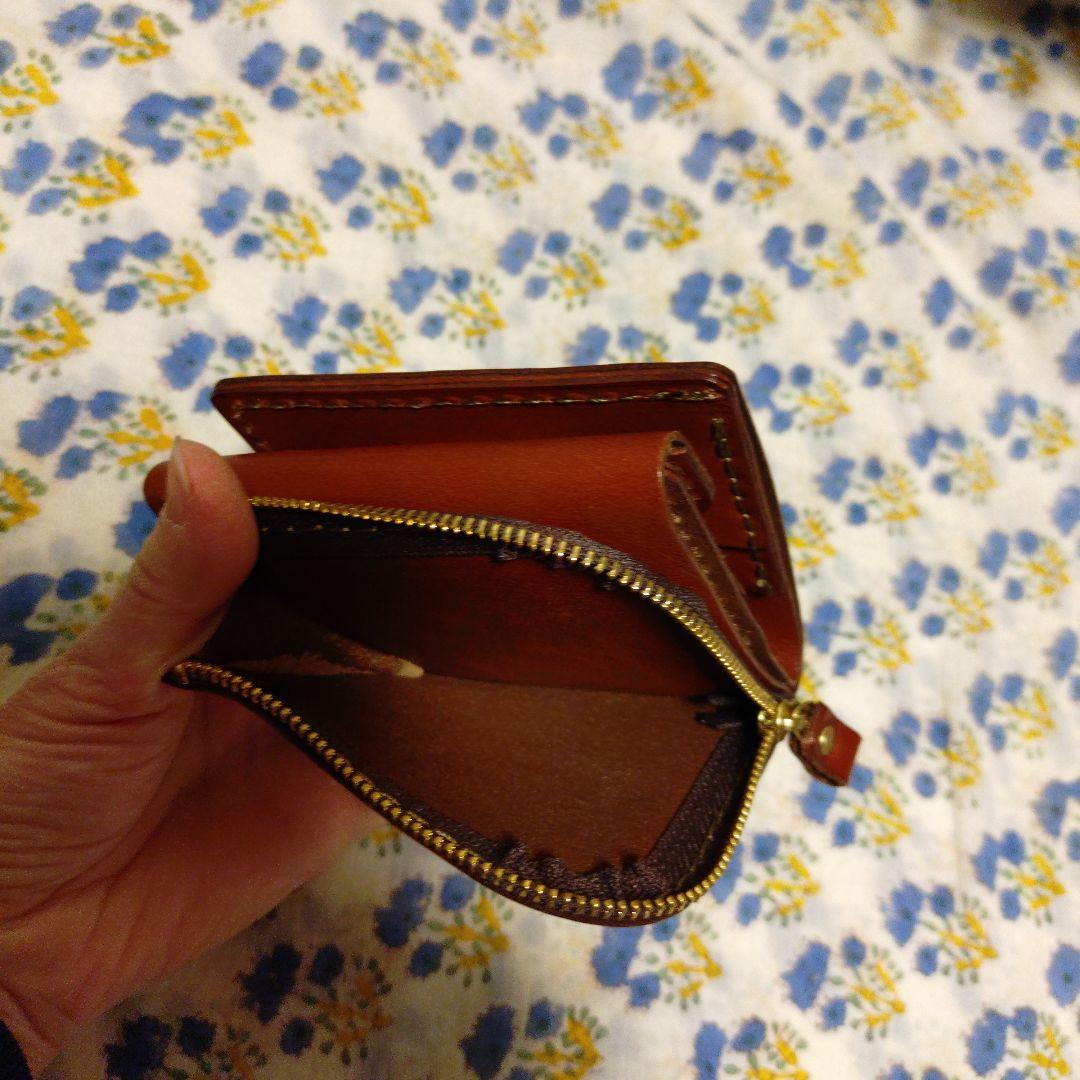 【美品】HERZ ヘルツ　ライトウォレット　2つ折り　ラウンド　チョコ　L字型