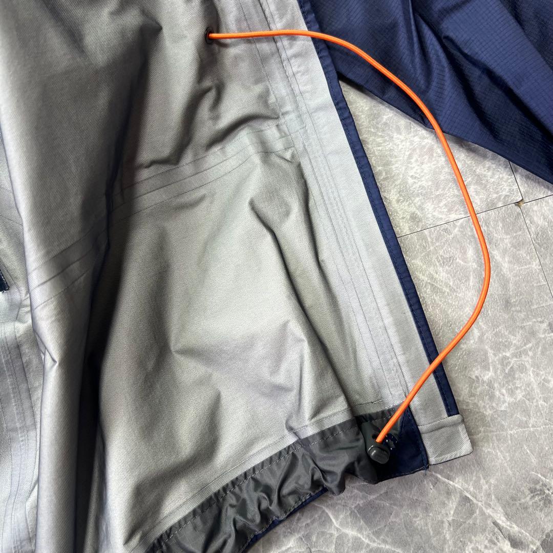 極美品　モンベル　ストームクルーザー　XL ゴアテックス　アウトドア　登山