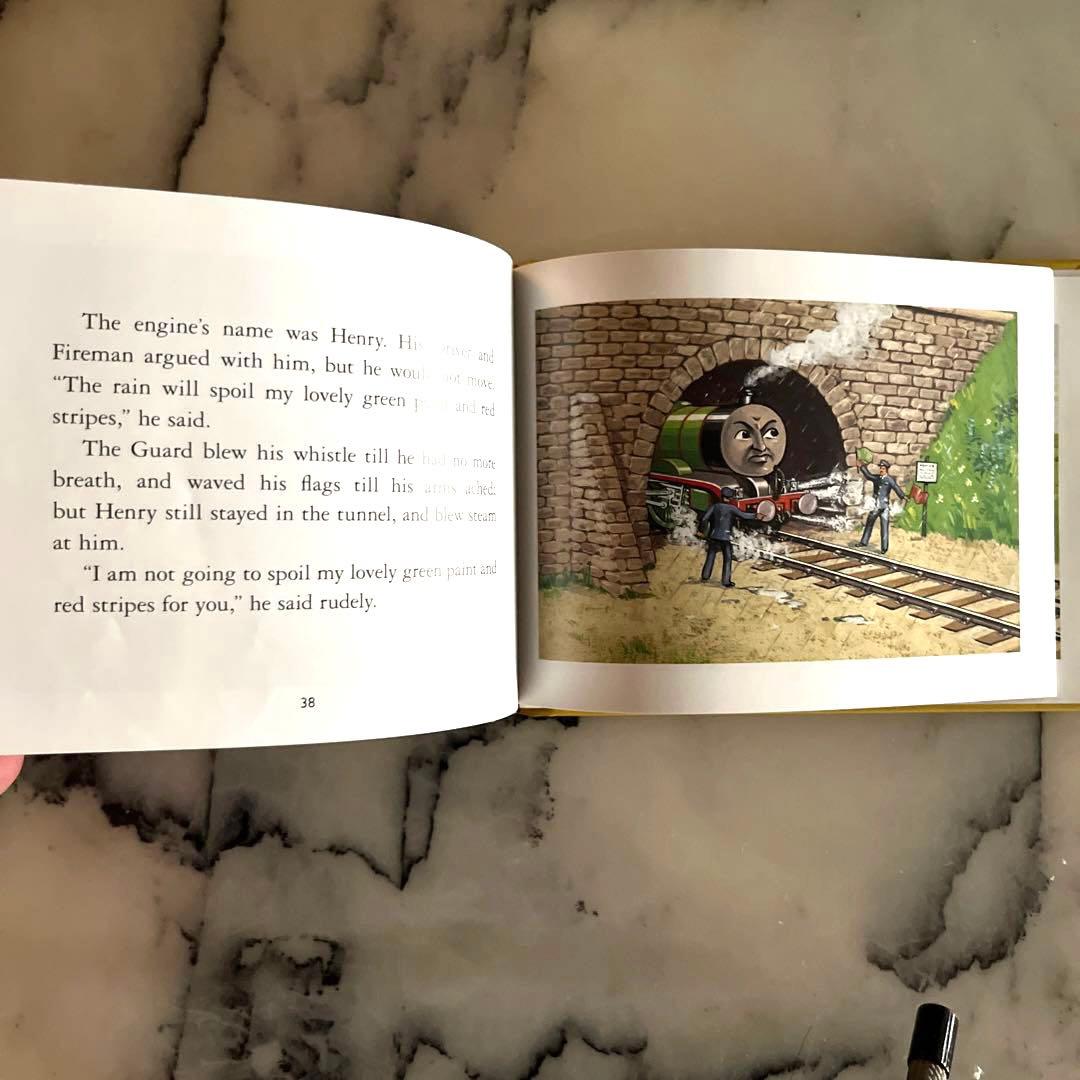 機関車トーマス 絵本 70周年記念オリジナル全26冊ライブラリーセット（英語版）