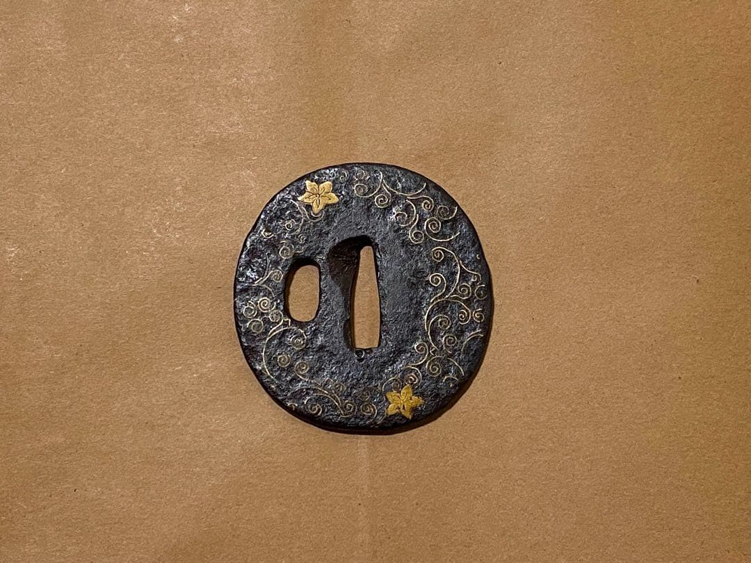 刀装具　鉄鍔　鐔　① 武具　刀