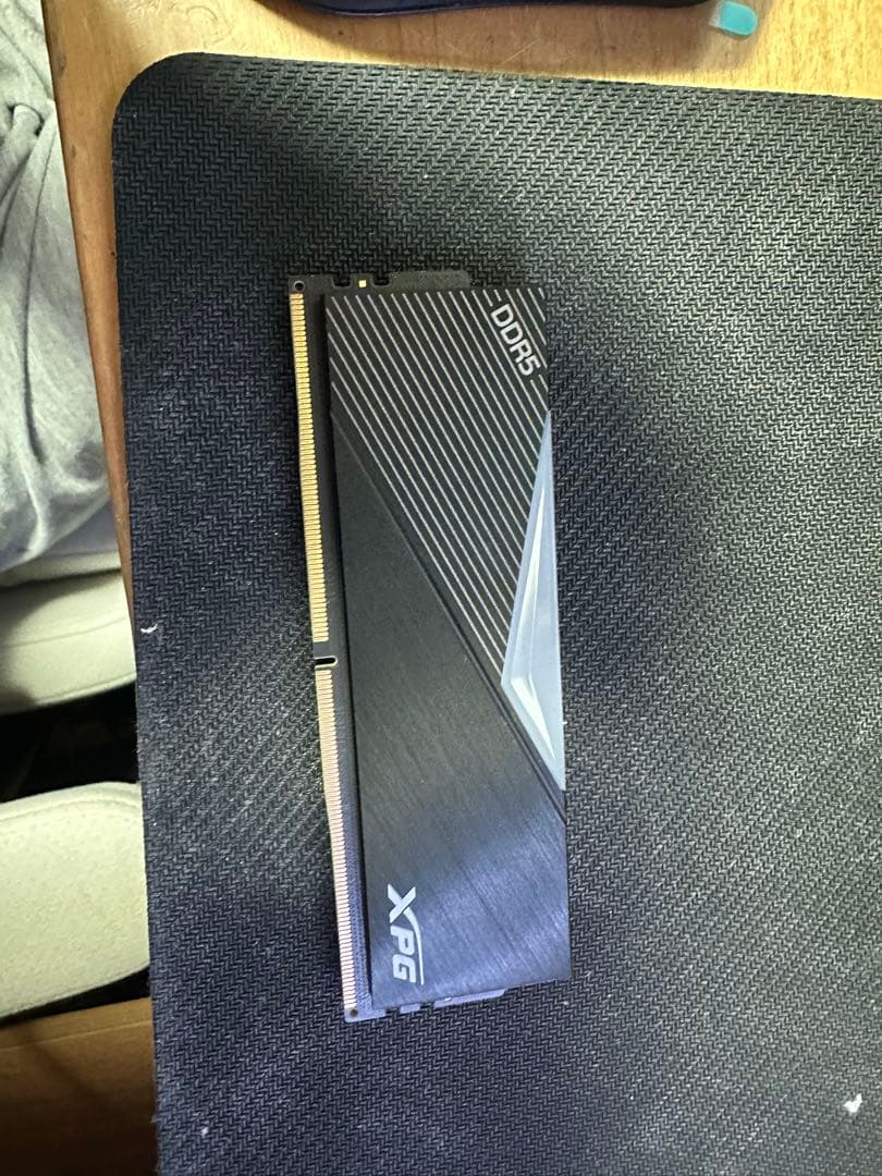 DDR5 メモリー 16gb 1枚 美品