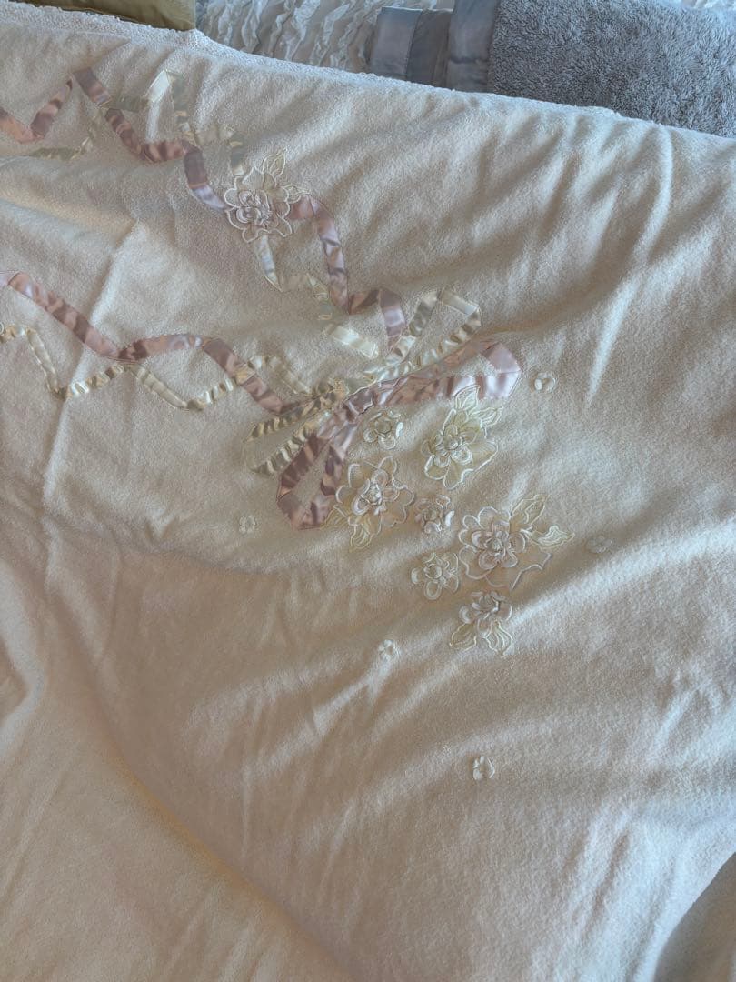 花柄リボンデザインブランケット