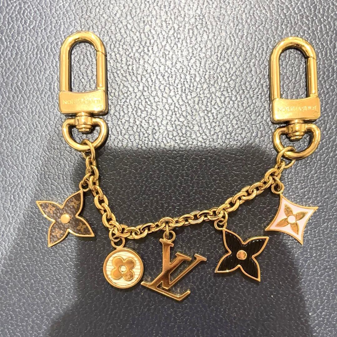ルイヴィトン　 バッグチャーム チェーン スプリングストリート　M01188