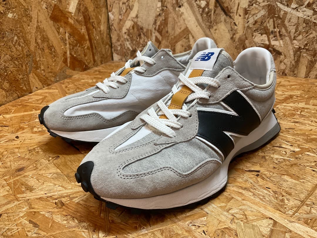 美品 ニューバランス × リーバイス MS327LVB スニーカー US11
