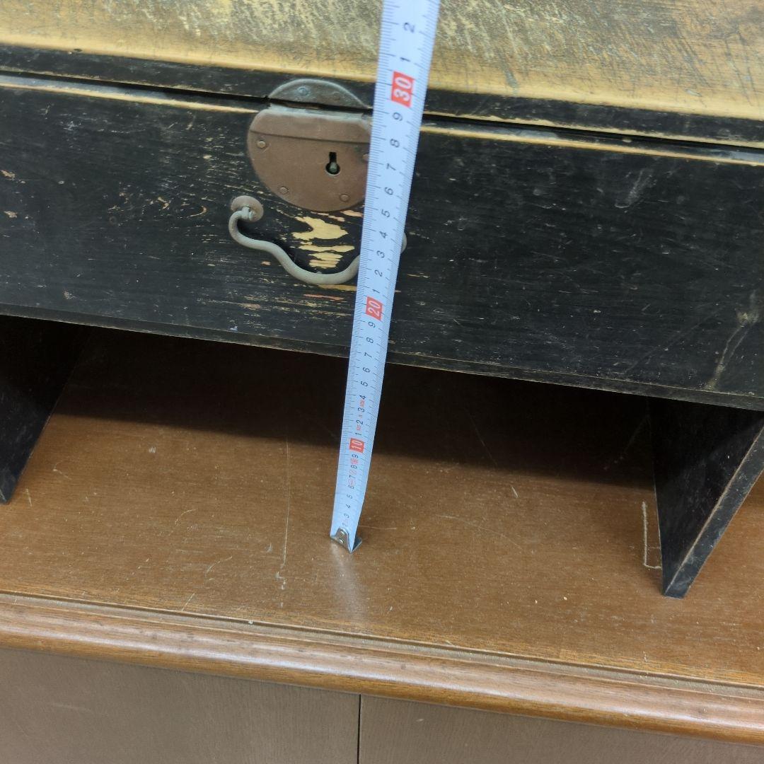 古い時代の文机 隠し箱付き