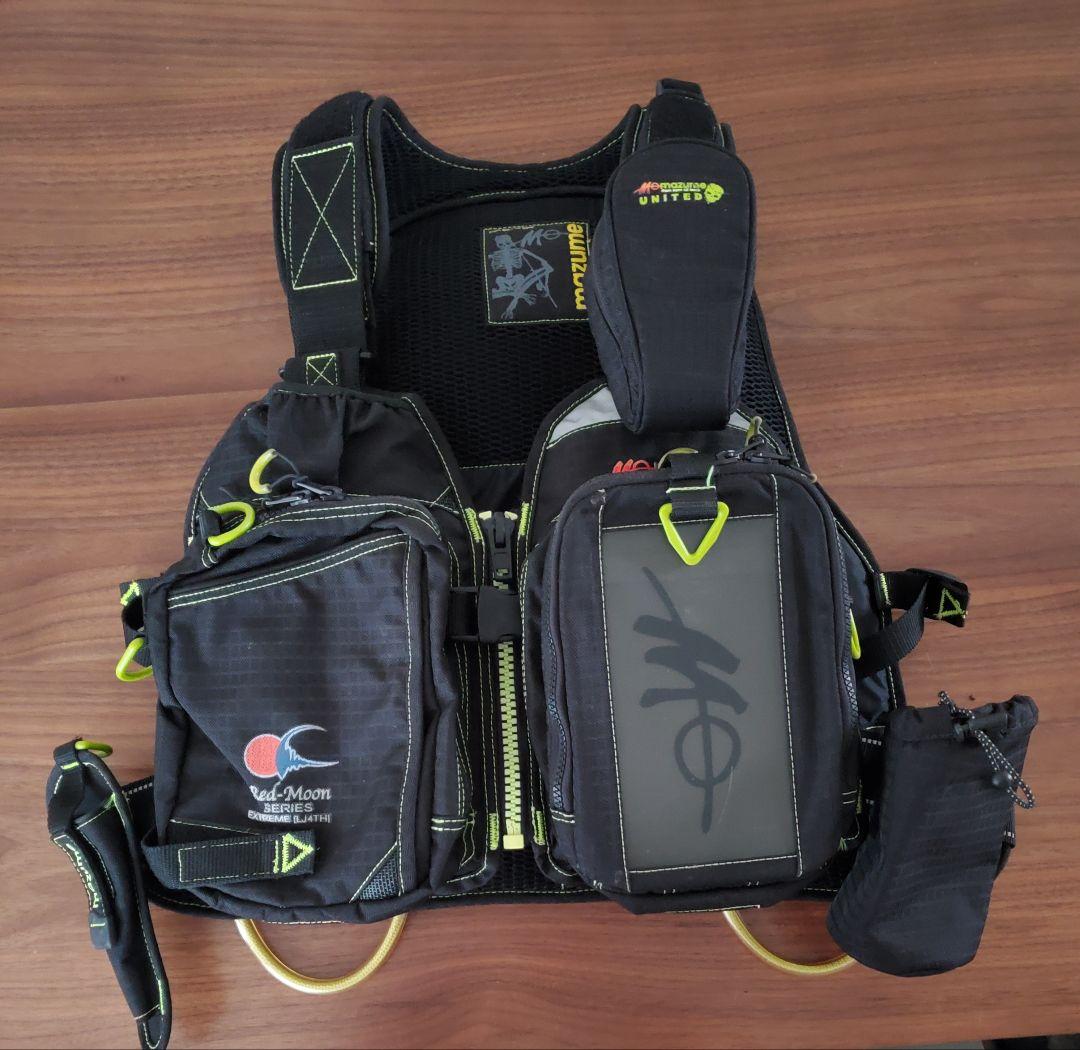 【美品】【マズメ】Red-Moon Extreme L4TH ライフジャケット