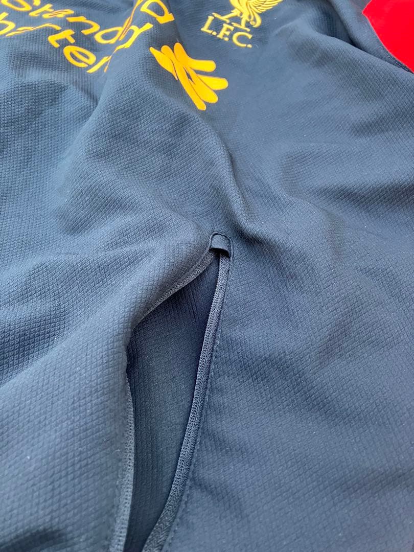 【希少】WARRIOR ×リバプールFC ハーフジップトレーニングジャケットXL