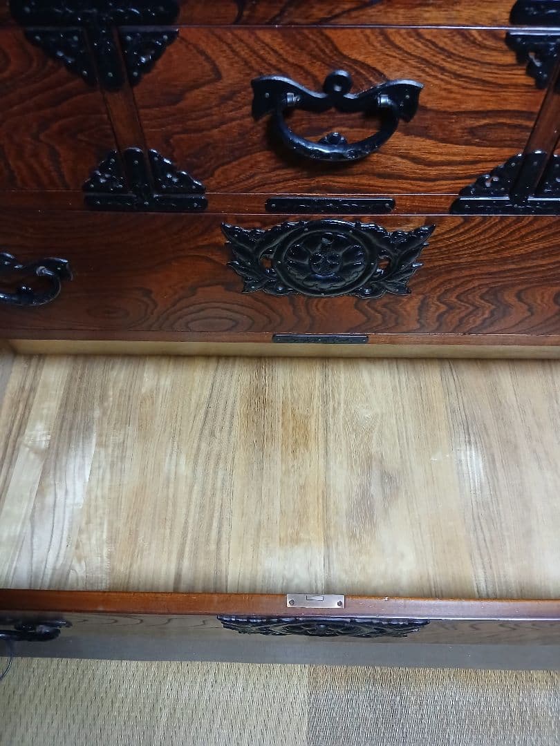 岩谷堂箪笥 和箪笥 南部鉄器　欅　漆塗り 伝統工芸 5段7杯チェスト