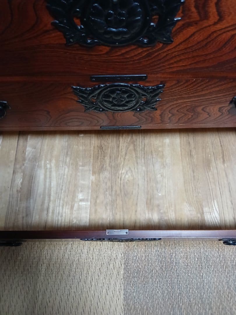 岩谷堂箪笥 和箪笥 南部鉄器　欅　漆塗り 伝統工芸 5段7杯チェスト