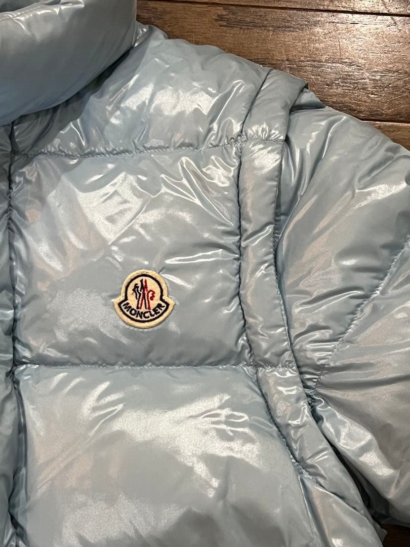 Moncler モンクレール　ダウンジャケット　ベスト　ライトブルー