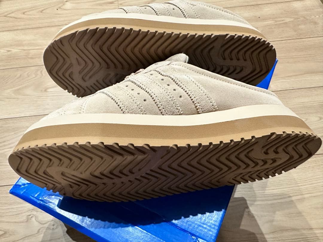 adidas スリッポン　日本未発売