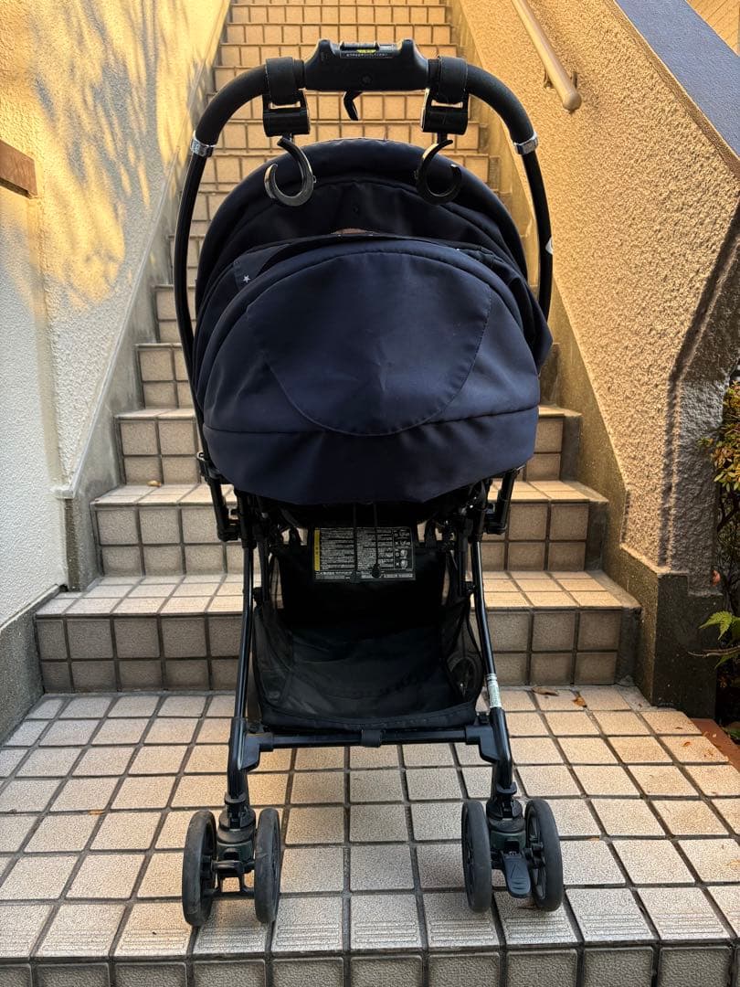 Combi 折りたたみベビーカー スゴカルa 4キャス　Light ネイビー