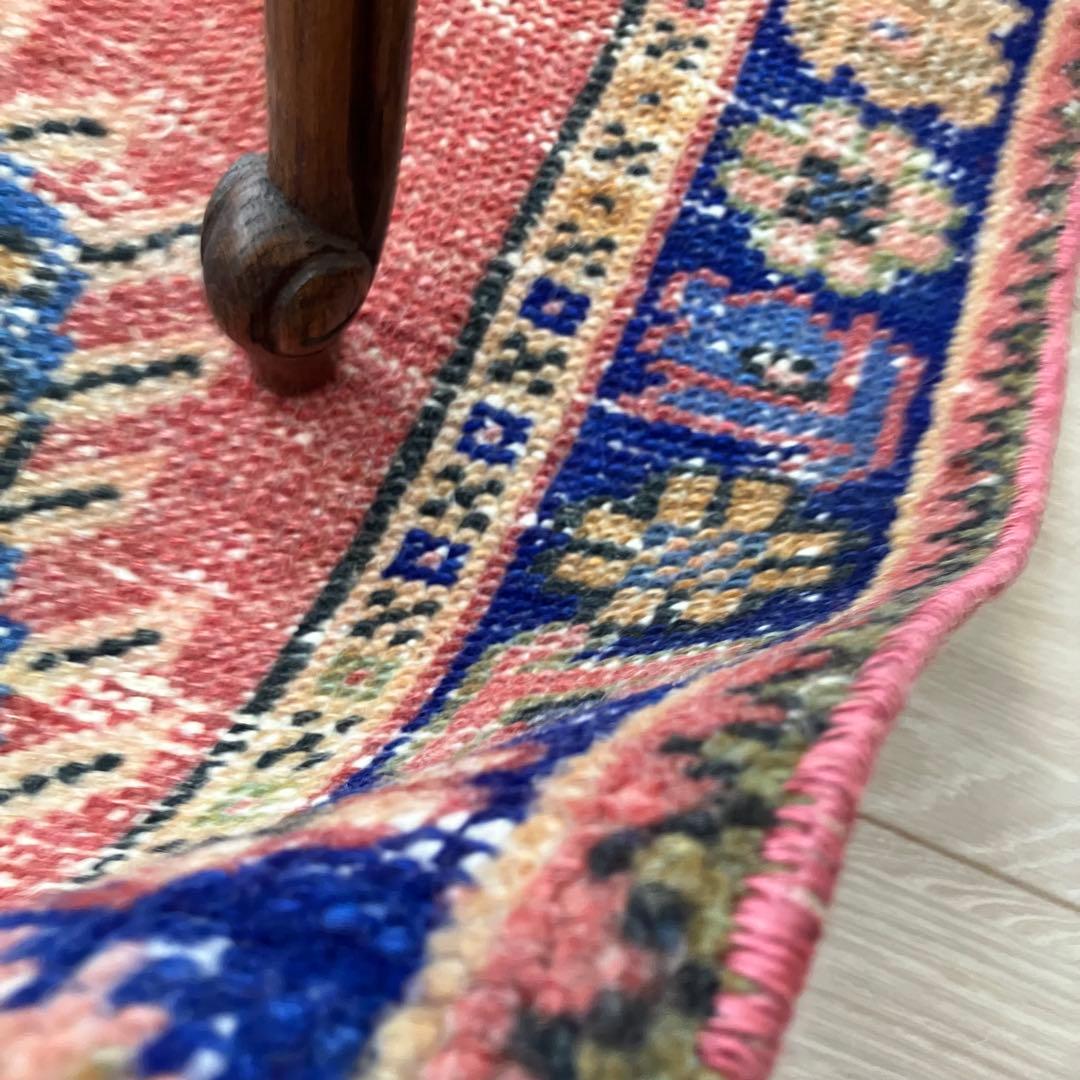 ギュネイラグ✳︎90×182✳︎ピンクレッド　ネイビーブルー　トルコヴィンテージラグ