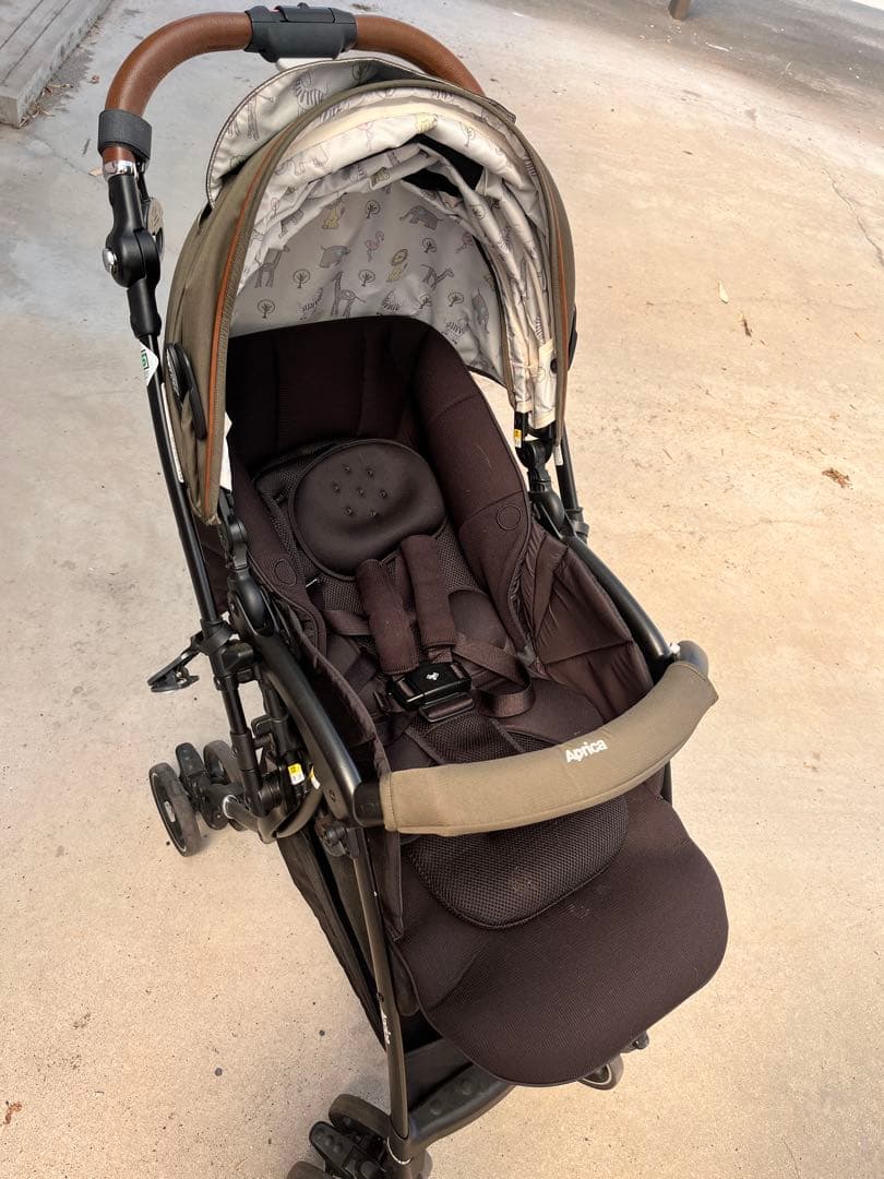 アップリカ　赤ちゃん本舗限定モデル　ベビーカー　2021年モデル　対面可能
