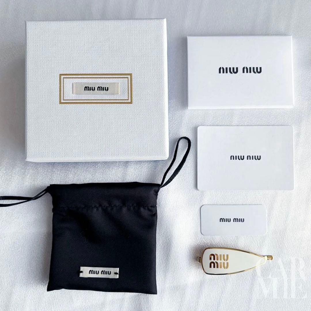 miumiu ヘアピン　箱付き