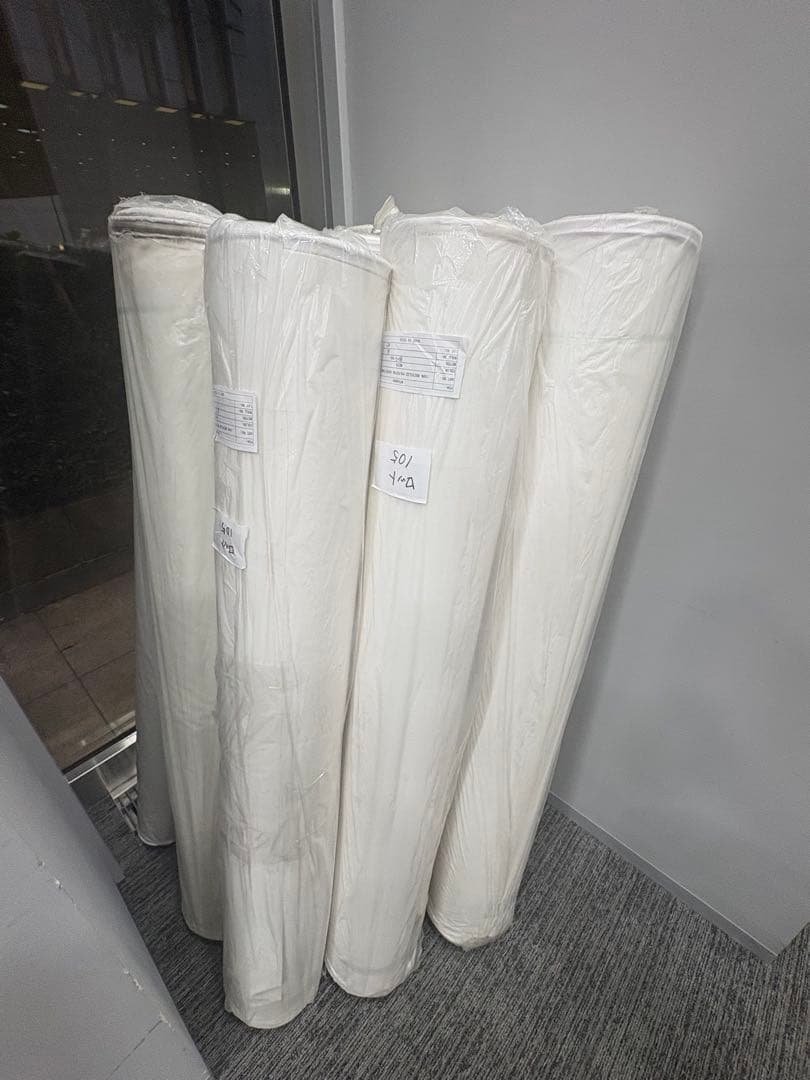 万博フランス館用予備カーテン