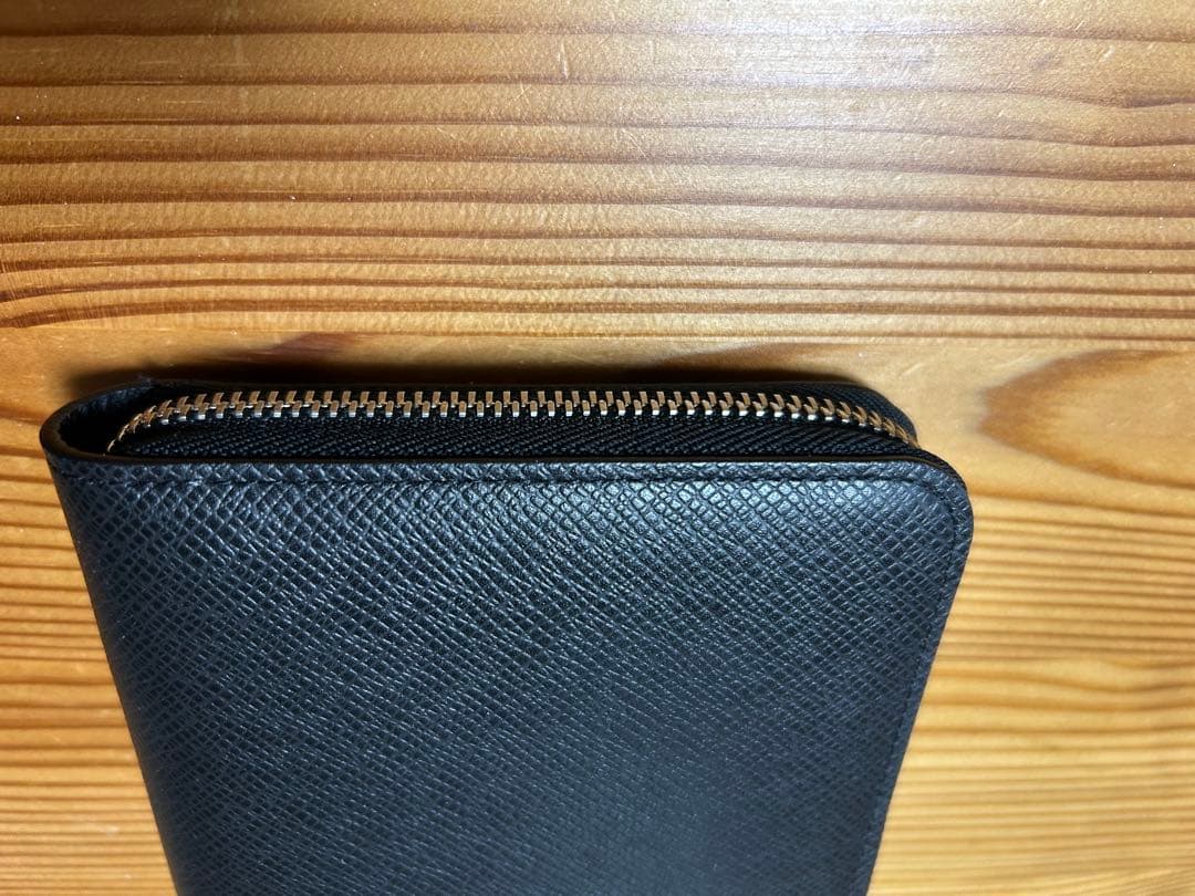 ルイヴィトン ジッピーオーガナイザーNM