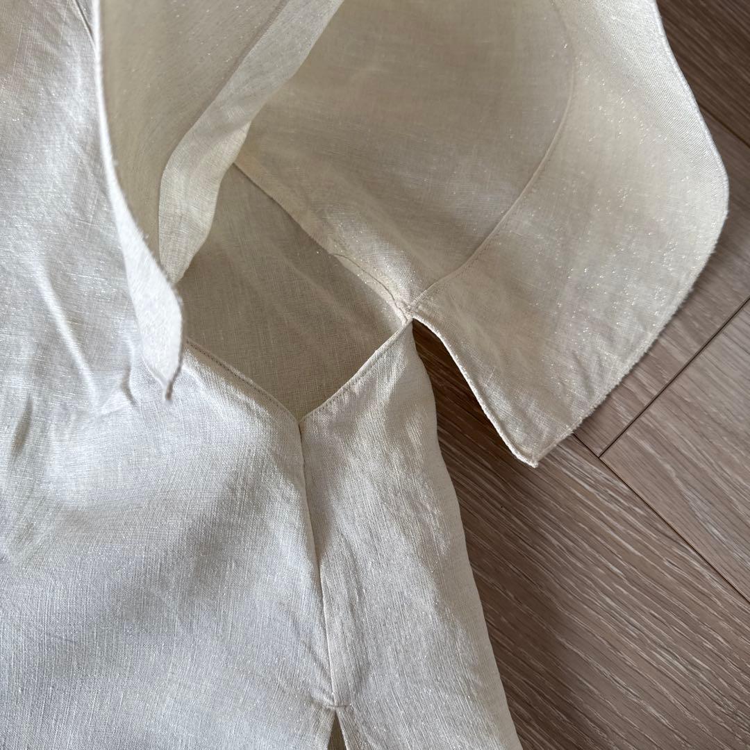 美品DES PRES デプレ　スパークリネン ピンタックスリーブブラウス