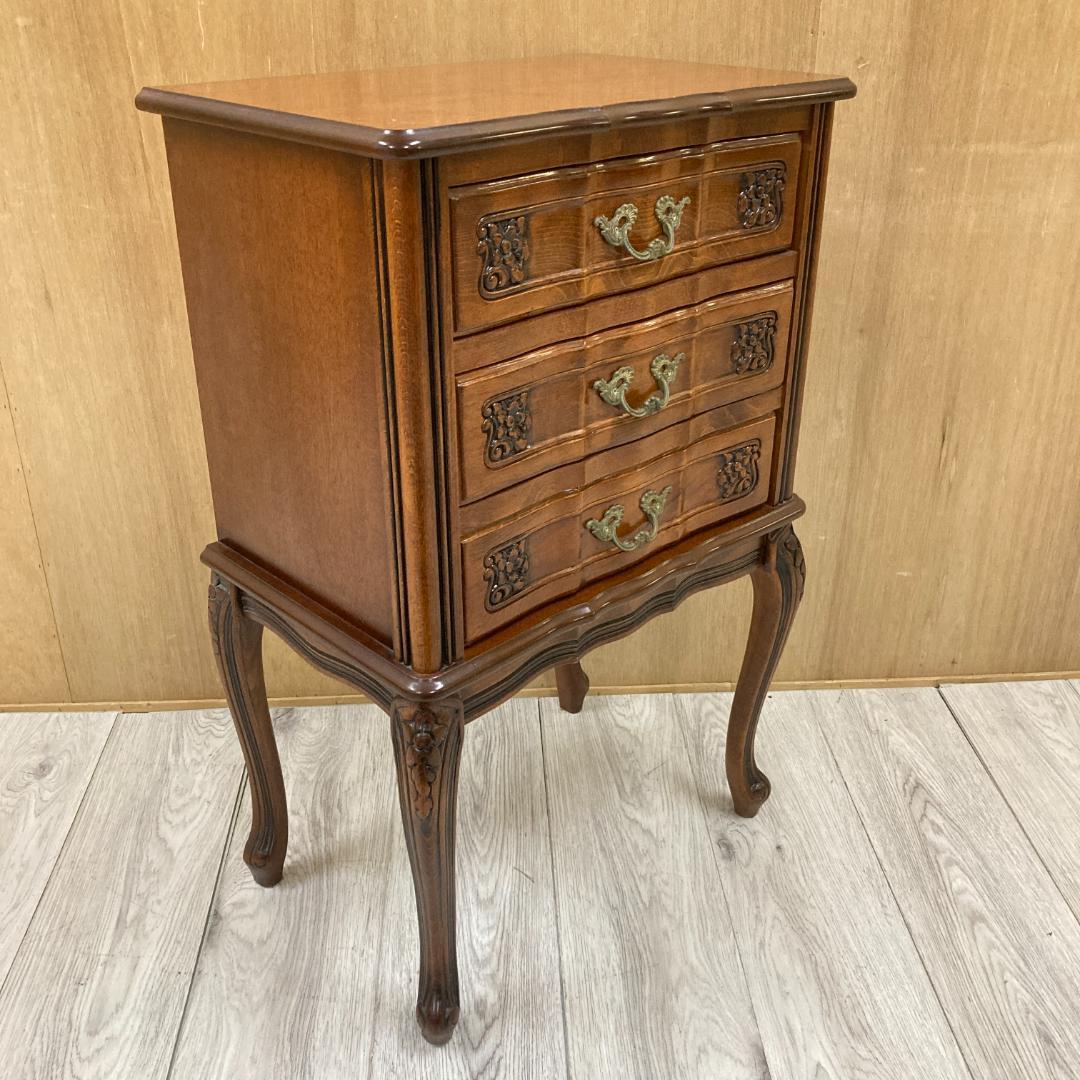 イタリア　猫脚　クラシック　３段チェスト　サイドチェスト