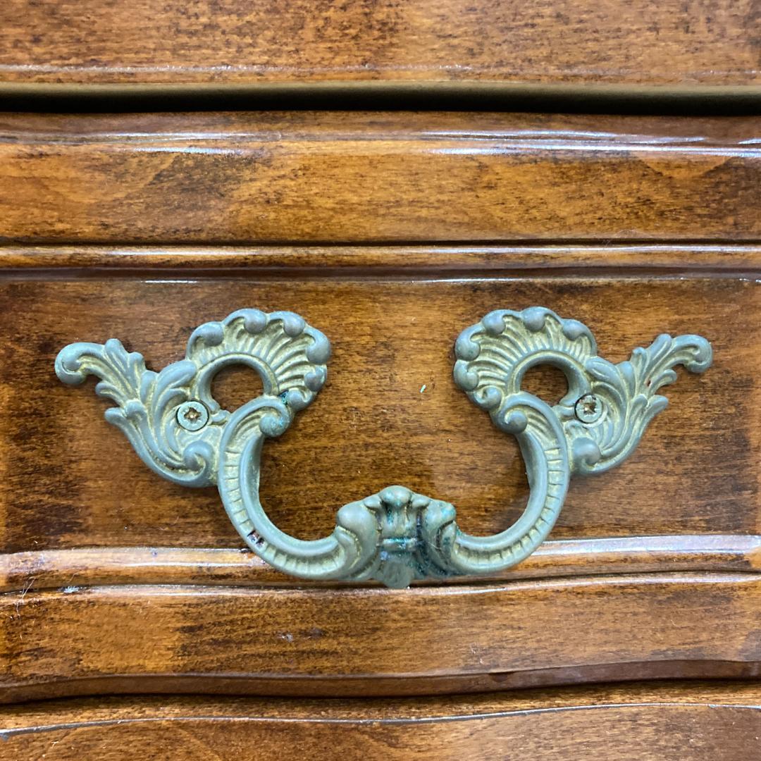 イタリア　猫脚　クラシック　３段チェスト　サイドチェスト